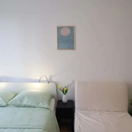 아파트 Lp - Planet 안시